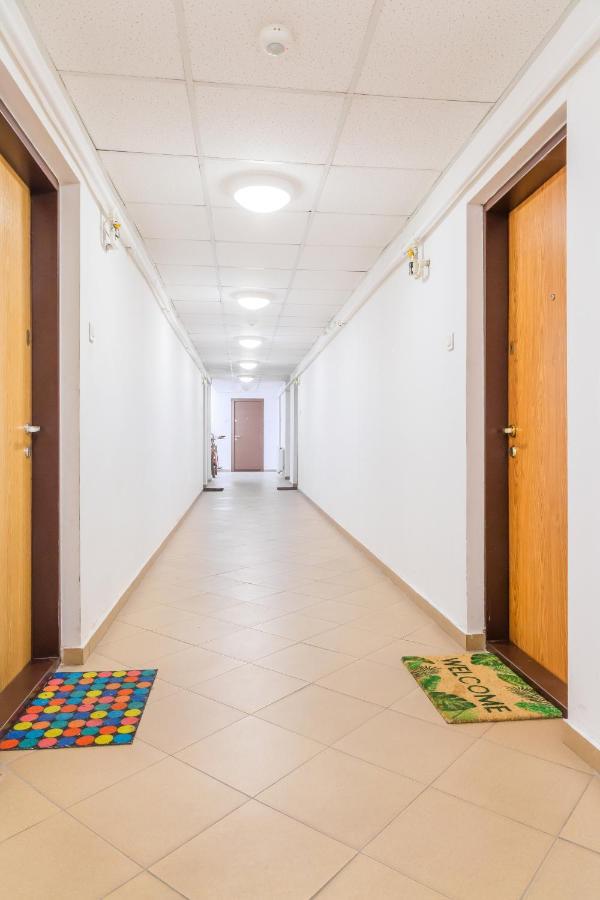 Lovely Apartment With City View Bukarest Eksteriør billede
